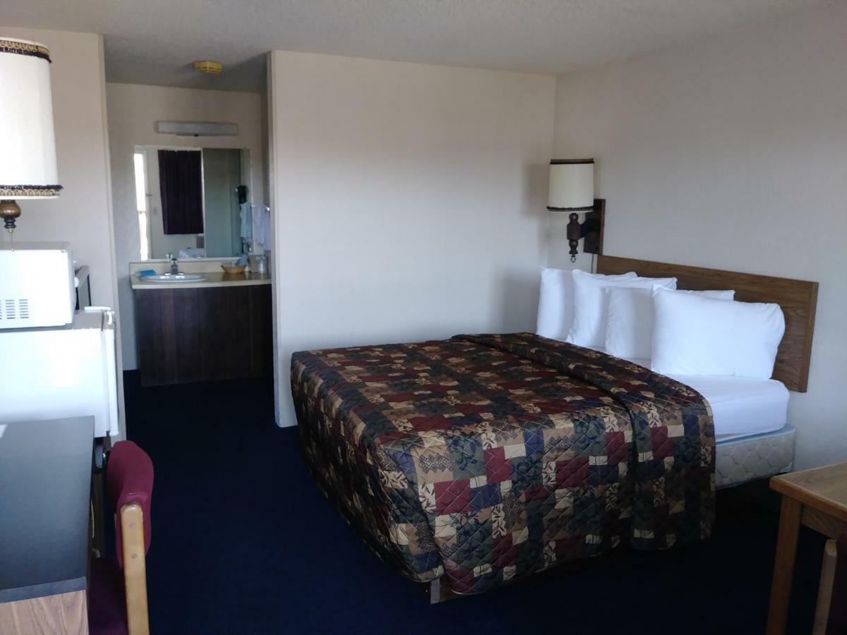 The Sturgis Motel ภายนอก รูปภาพ